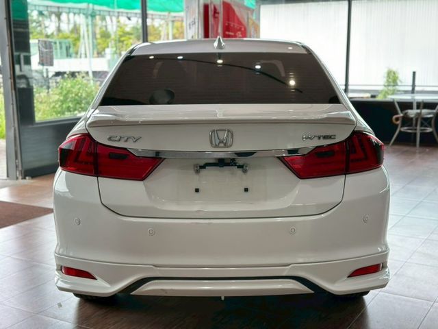 好開省油小轎車 2015 Honda City 1.5 VTi-S 里程保證  第5張相片