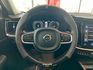 市場里程最少 根本就新車 2022 Volvo V60 B4 Momentum 黑 原版件 里程保證 已認證  第10張縮圖