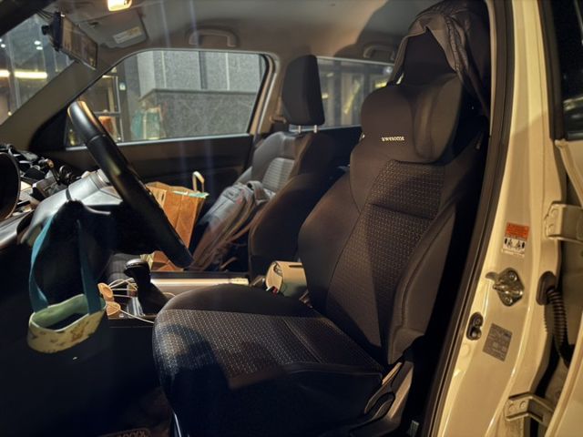 小資族首選 市區代步車 2020 Suzuki Swift 1.0 GLX 原版件 里程保證 已認證  第6張相片