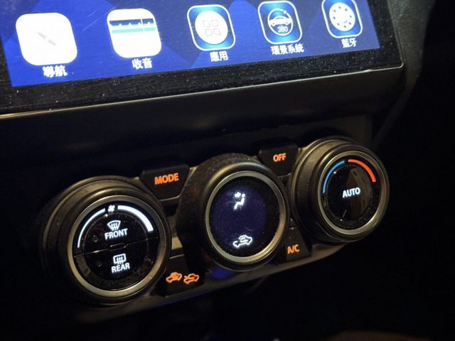 小資族首選 市區代步車 2020 Suzuki Swift 1.0 GLX 原版件 里程保證 已認證  第12張相片