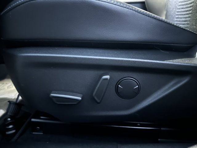 年輕人最愛熱銷款2021 Ford Focus Active EcoBoost 182任性版 原版件 里程保證 已認證  第9張相片