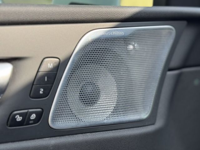 市場稀有CP值超高的一台車 2020 Volvo XC60 T8 Inscription版 原鈑件 里程保證 已認證  第9張相片