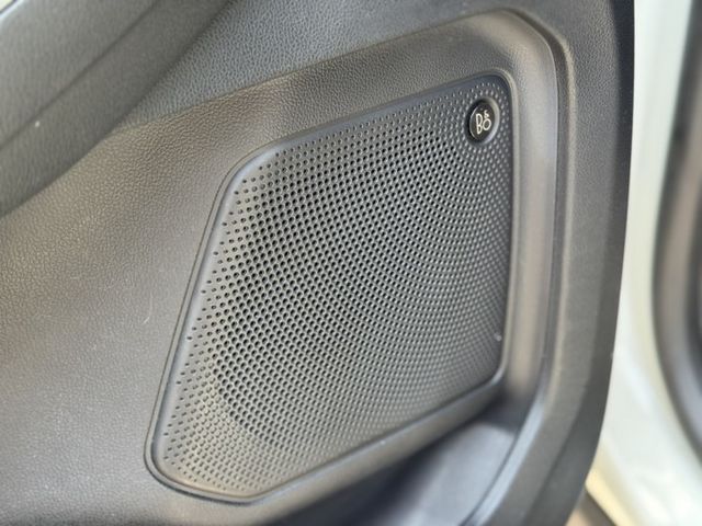 熱銷款休旅車 2020 Ford Kuga 180 旗艦型 原版件 里程保證 已認證  第12張相片
