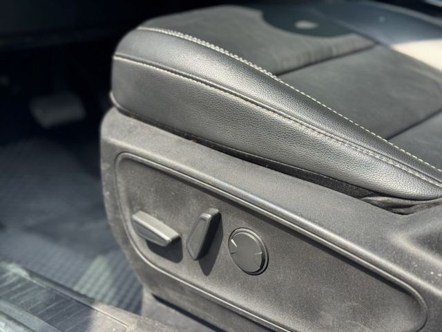 熱銷款休旅車 2020 Ford Kuga 180 旗艦型 原版件 里程保證 已認證  第13張相片