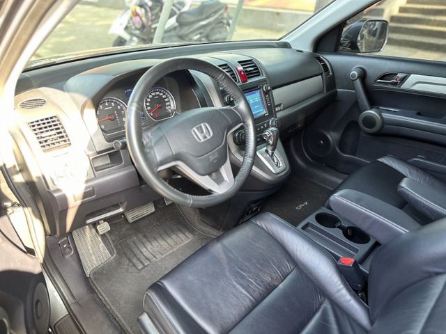 CP值高 便宜好開好保養2011 Honda CR-V 2.0 VTi 灰 原版件 里程保證 已認證  第3張相片