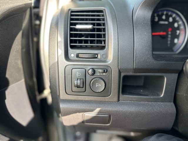CP值高 便宜好開好保養2011 Honda CR-V 2.0 VTi 灰 原版件 里程保證 已認證  第7張相片