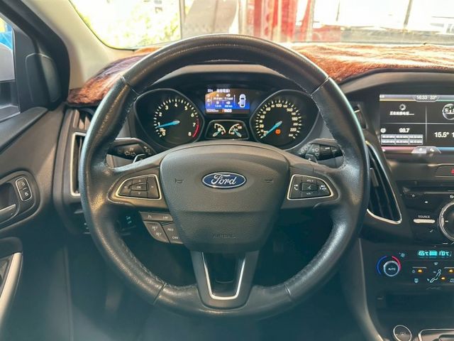 年輕人的最愛 省稅代步車2016 Ford Focus 5D 汽油頂級運動型 原版件 里程保證 已認證  第7張相片