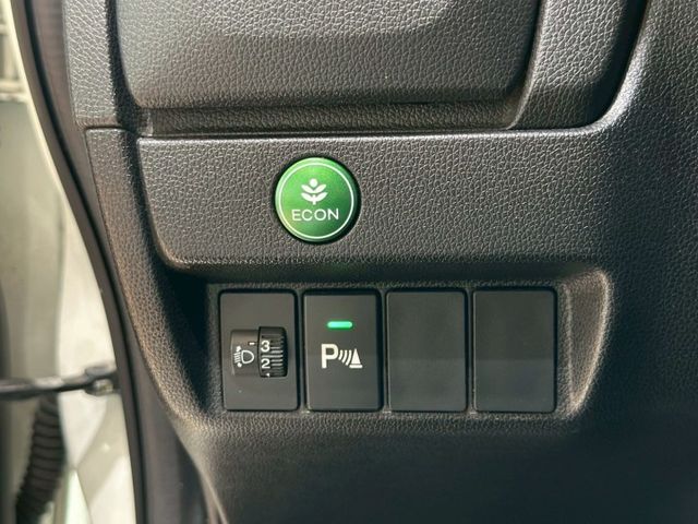 小資族首選 好開好保養 2014 Honda Fit 1.5 VTi-S 里程保證  第11張相片