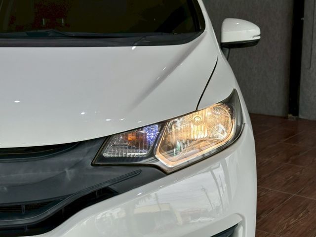 小資族首選 好開好保養 2014 Honda Fit 1.5 VTi-S 里程保證  第17張相片