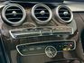 年輕人的愛 基本滿 2015 BENZ C300 Sedan 里程保證 已認證  第16張縮圖