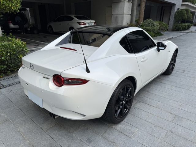 市場稀有 日本進口 硬頂敞篷跑車 2022年 Mazda MX-5 RF 旗艦版 AT 自排 一手車 原版件  第7張相片