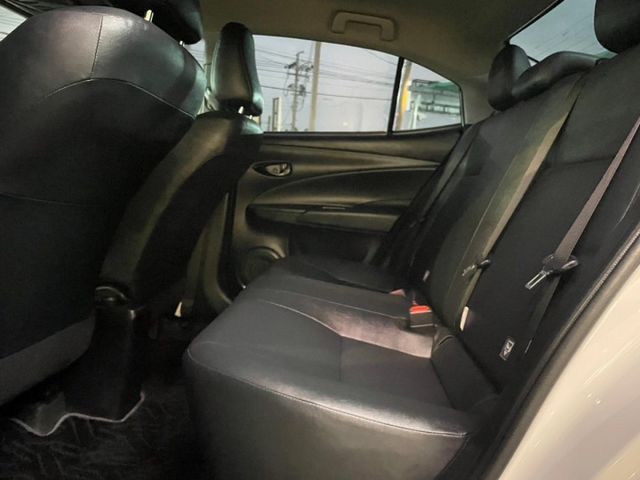 跟新車有價差 低里程2022 Toyota Vios 雅致版 白 原版件 里程保證 已認證  第13張相片