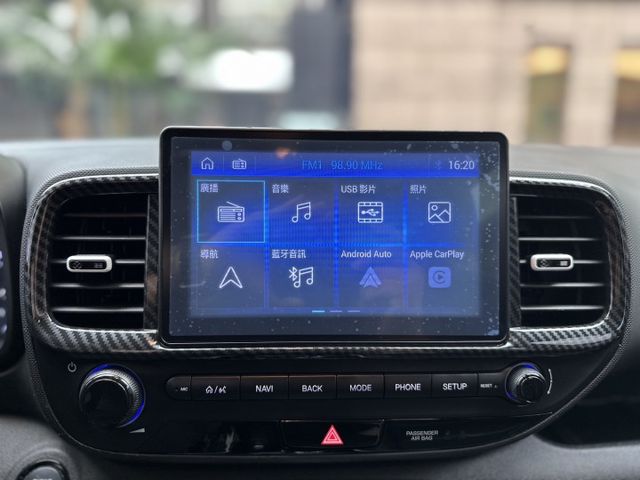 跨界小休旅 氣氛一拜 2020 Hyundai Venue GLC 原版件 里程保證 已認證  第14張相片