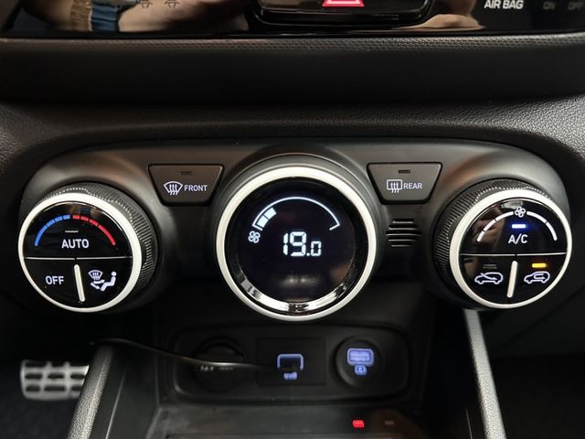 跨界小休旅 氣氛一拜 2020 Hyundai Venue GLC 原版件 里程保證 已認證  第16張相片