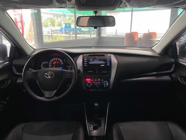 跟新車有價差 低里程2022 Toyota Vios 雅致版 白 原版件 里程保證 已認證  第12張相片