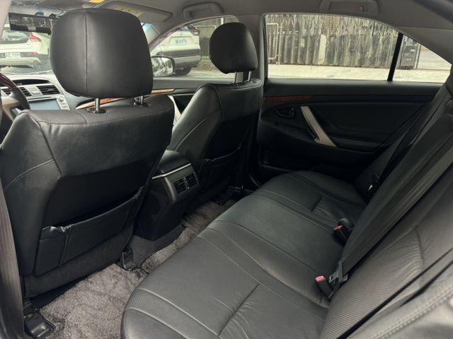 市場最低里程 2011 Toyota Camry 2.0 E版 里程保證  第17張相片