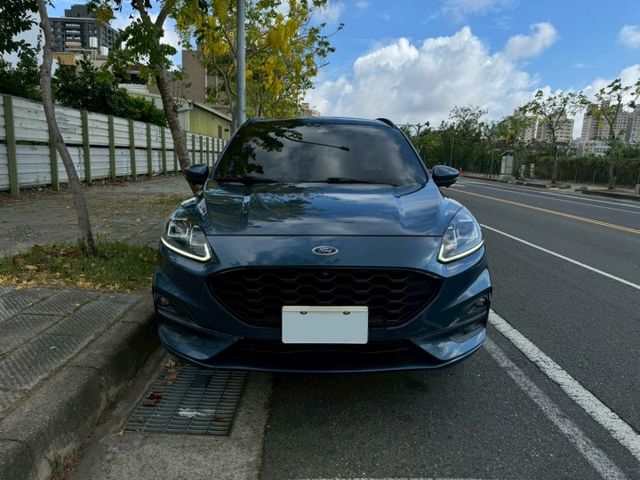 CP值高休旅車拿手菜 2021 Ford Kuga ST-Line 藍 原鈑件 里程保證 已認證  第2張相片
