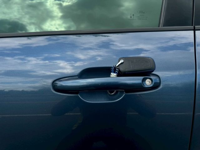 CP值高休旅車拿手菜 2021 Ford Kuga ST-Line 藍 原鈑件 里程保證 已認證  第6張相片