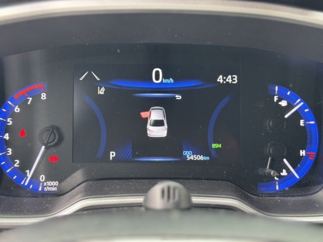 2023 Toyota Altis GR Sport 銀  第17張相片
