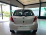 油耗極省 市區穿梭靈活 2011 Toyota Yaris G版 銀 里程保證  第5張縮圖
