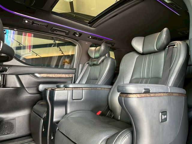 2019 Toyota Alphard 3.5汽油  第16張相片
