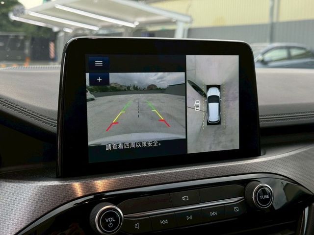 這車我們很拿手 回來都是秒殺 2023 Ford Kuga 180旗艦X 原版件 新車保固中 已認證  第13張相片