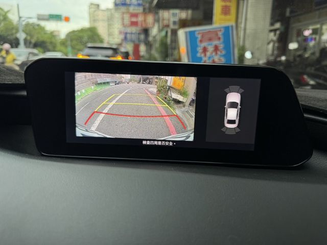 社會新鮮人接受度極高2020 Mazda 3 4D 頂級版 原版件 里程保證 一手車 原廠保養 已認證  第8張相片
