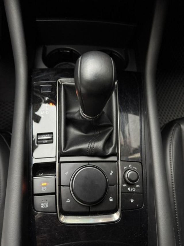 社會新鮮人接受度極高2020 Mazda 3 4D 頂級版 原版件 里程保證 一手車 原廠保養 已認證  第10張相片