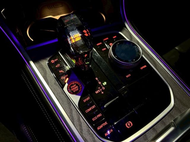2021 BMW 840i GC M-Sport 白  第16張相片