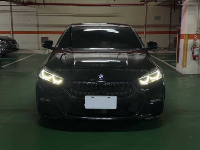 2021 BMW 218i GC M-Sport 限量版 黑  第2張相片