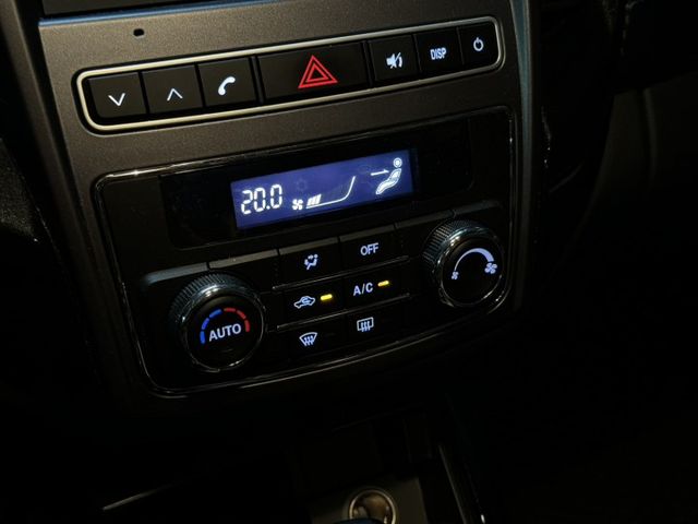 2022 Mitsubishi Grand Lancer 灰 驚嘆型  第11張相片