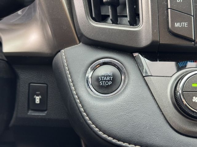 2013 Toyota RAV4 E-Hi版  第11張相片