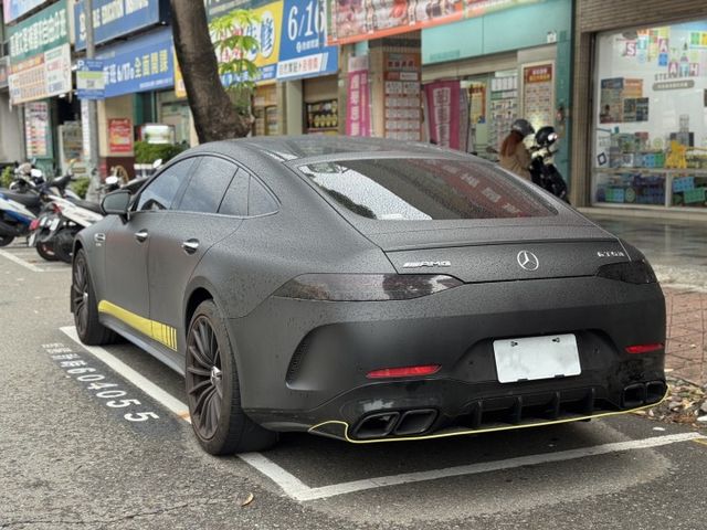 2019 Benz GT43 4-Door Coupe AMG 底色黑貼消光灰  第3張相片