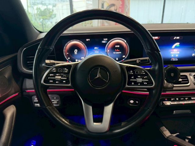 好爸爸休旅車2019 BENZ GLE350 AMG SUV 總代理 原版件  第8張相片
