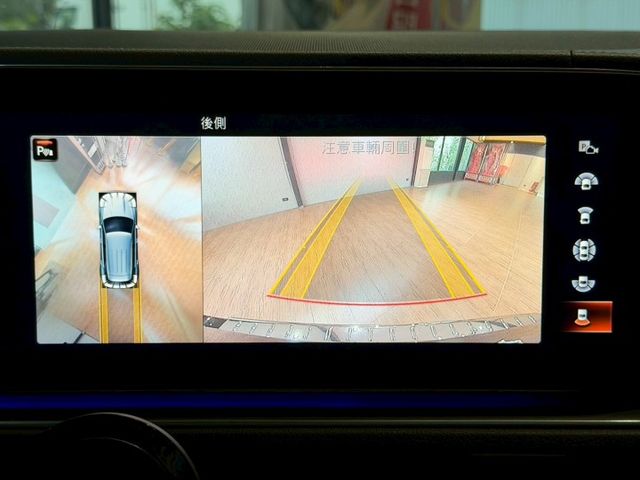 好爸爸休旅車2019 BENZ GLE350 AMG SUV 總代理 原版件  第16張相片