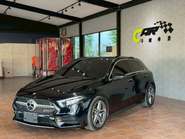 A180 5D運動版 總代理 五門掀背車 23p跟車 車道維持 Carplay 自動停車 氣氛燈 原版件 原廠保養  第1張相片