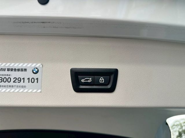 G02 X4 xDrive20i 德訂選配Hk音響/HUD抬顯/環景影像/10.25吋大螢幕定期原廠保養 已認證  第3張相片