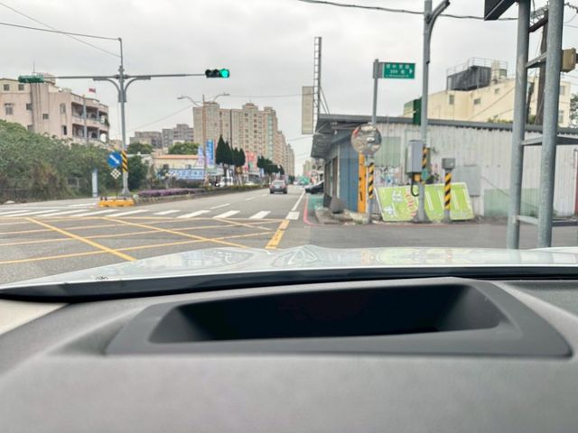 G02 X4 xDrive20i 德訂選配Hk音響/HUD抬顯/環景影像/10.25吋大螢幕定期原廠保養 已認證  第18張相片