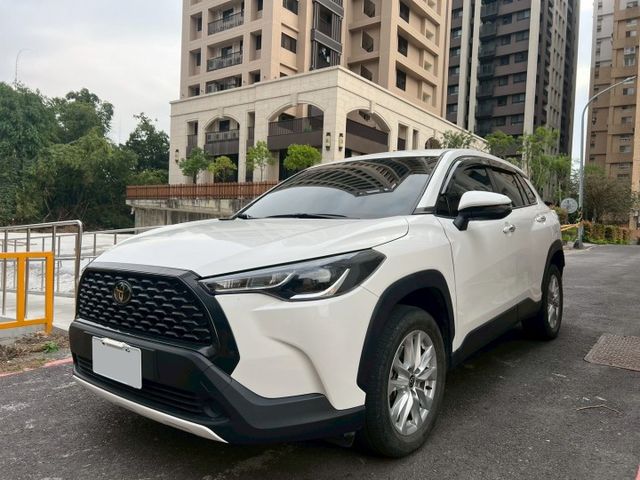 Corolla Cross 1.8豪華版 跟車/車偏/IKEY免鑰匙/電子後視鏡 原廠保養 新車保固中  第1張相片