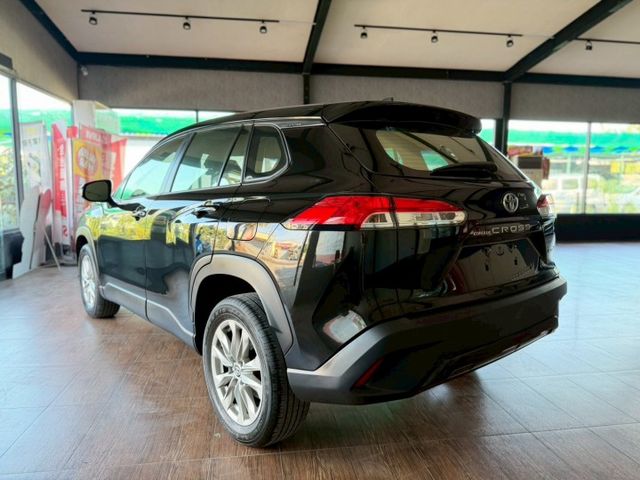 Cross 油電 豪華 跟車/數位儀表/IKEY免鑰匙/恆溫/定速/胎壓偵測 定期保養 已認證  第4張相片