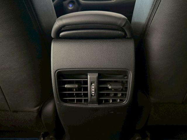 Cross 油電 豪華 跟車/數位儀表/IKEY免鑰匙/恆溫/定速/胎壓偵測 定期保養 已認證  第19張相片