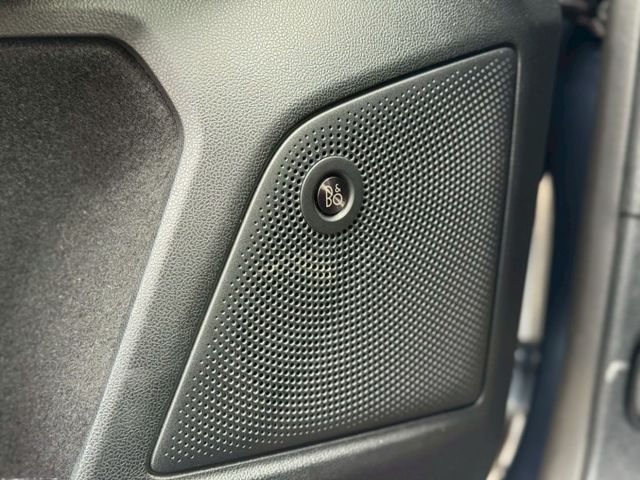 Focus 5D ST-Line 跟車/B&O音響/抬顯/盲點/IKEY免鑰匙 原版件 定期保養 已認證  第9張相片