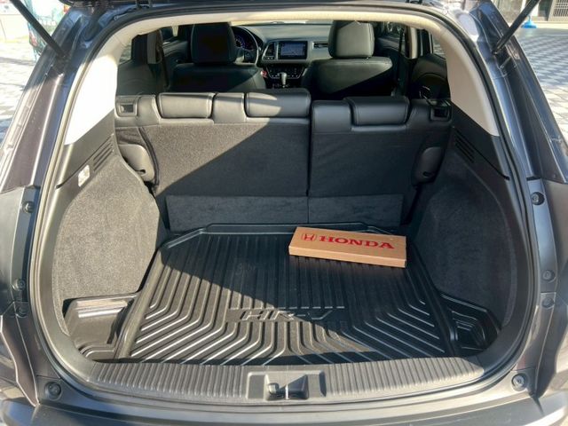 HR-V 1.8 VTi-S IKEY免鑰匙/恆溫/導航/胎壓偵測 定期保養 已認證  第6張相片