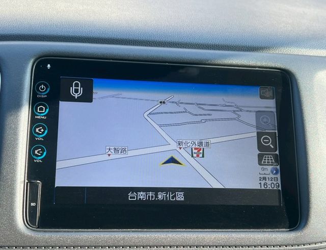 HR-V 1.8 VTi-S IKEY免鑰匙/恆溫/導航/胎壓偵測 定期保養 已認證  第16張相片