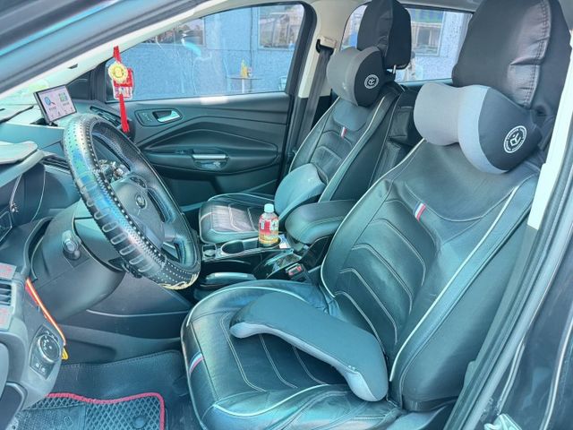 Kuga 2.0 旗艦版 IKEY免鑰匙/電尾門/自動停車/駕駛電動座椅/全景天窗/盲點 原版件 定期保養  第7張相片