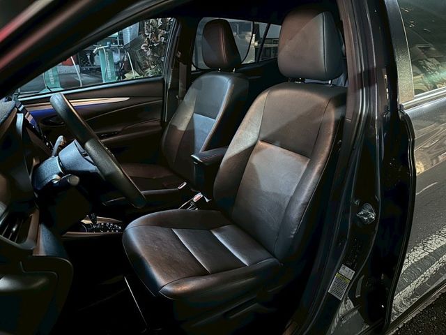 Yaris 1.5經典 安卓機/倒車影像/Carplay/倒車影像/電折後視鏡 原版件 定期原廠保養 已認證  第6張相片