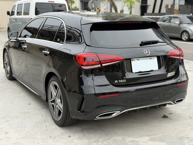 A180 5D運動版 23p跟車/車道維持/Carplay/環景影像/盲點/AMG專屬套件  原版件 定期保養 已認證  第4張相片