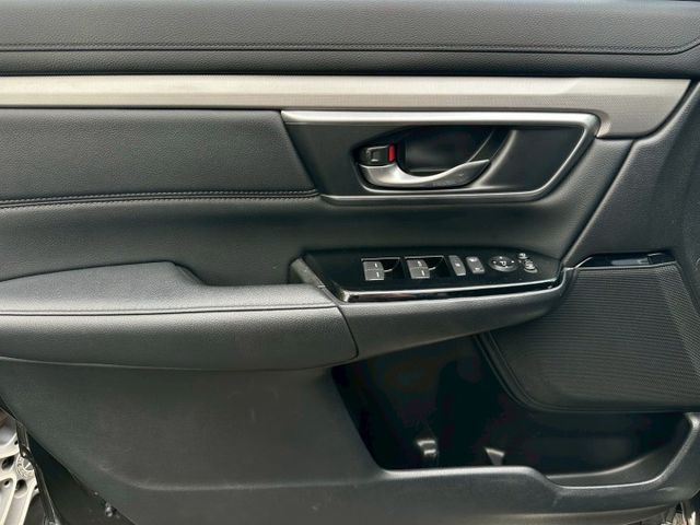 CR-V 1.5 VTi-S ACC跟車/車偏/車道維持/恆溫/IKEY免鑰匙/導航 原版件 定期保養  第9張相片