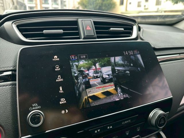 CR-V 1.5 VTi-S ACC跟車/車偏/車道維持/恆溫/IKEY免鑰匙/導航 原版件 定期保養  第14張相片