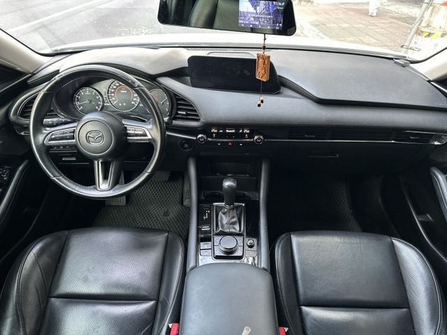 Mazda3 4D Signature BOSE音響/抬顯/盲點/跟車/車偏/環景影像 定期保養  第7張相片